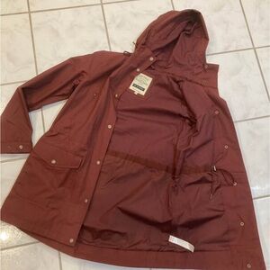 Men's Hooded Rain Jacket - Burgundy